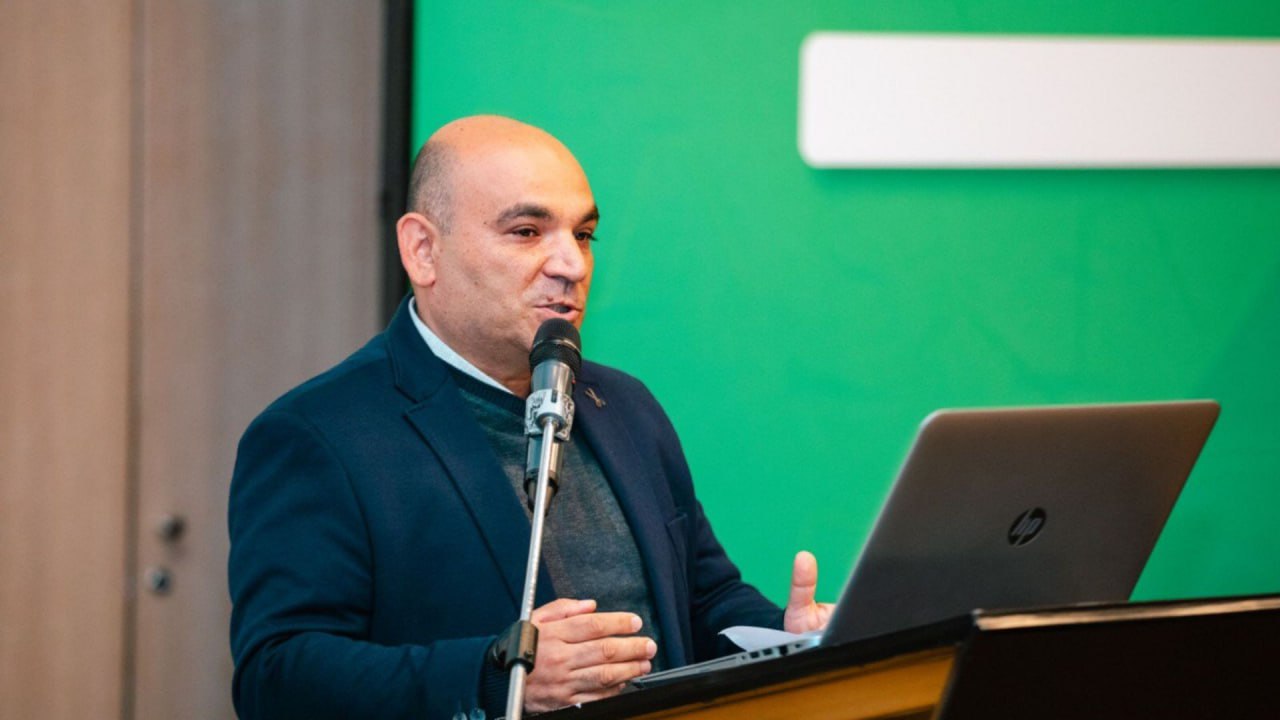https://esgazerbaijan.az/M0/4/2025/04/images/20250428_202042_1745857242_8900b5d1f4.jpg