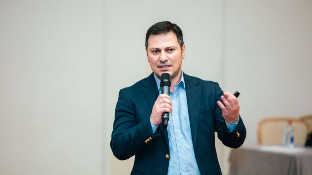 https://esgazerbaijan.az/M0/4/2025/04/images/20250428_202550_1745857550_7994a0598d.jpg